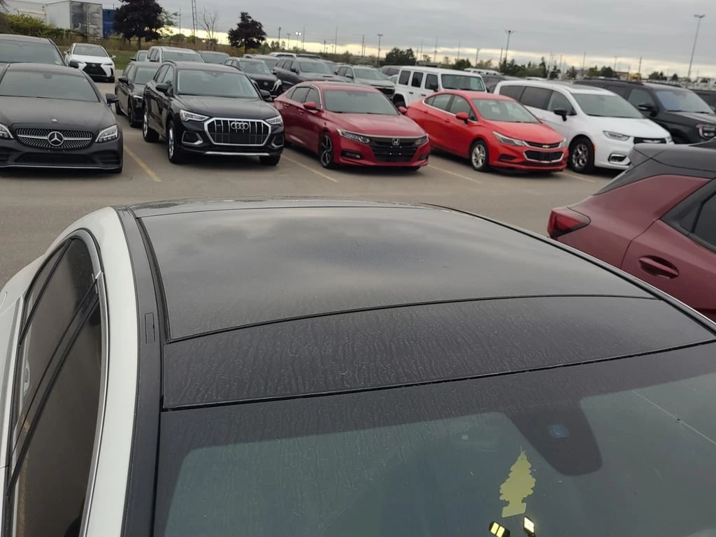 Mercedes-Benz C 300 * CARFAX * Цена до България*  - изображение 5