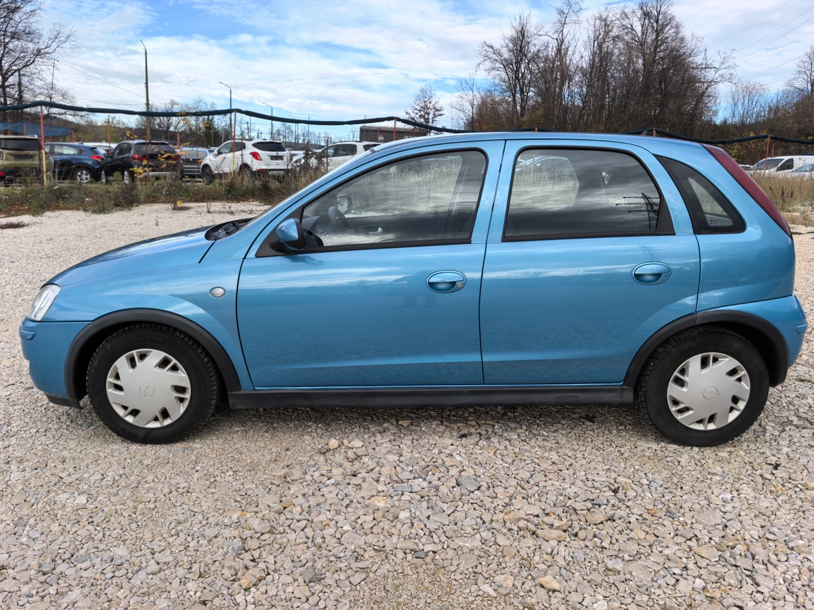 Opel Corsa 111 000km 1.2i 75k.c - изображение 8