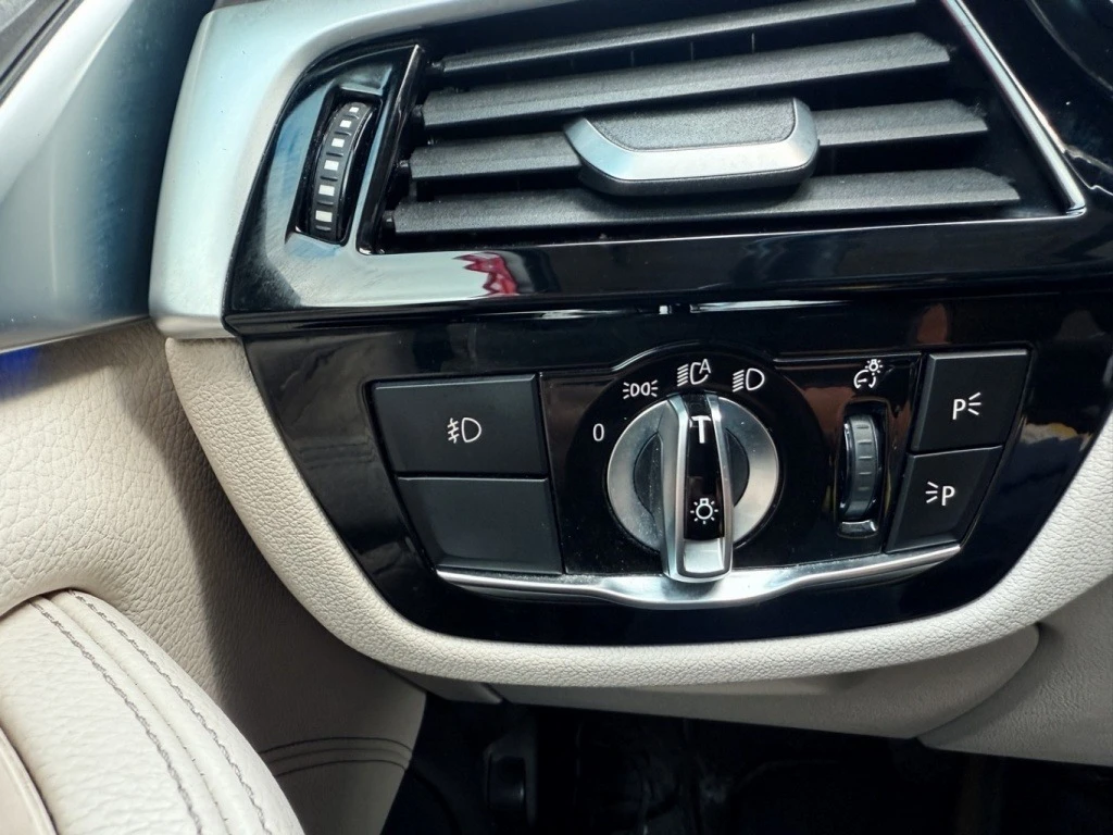 BMW 530  i xDrive LUXURY LINE SUNROOF NAVI   | Mobile.bg   16