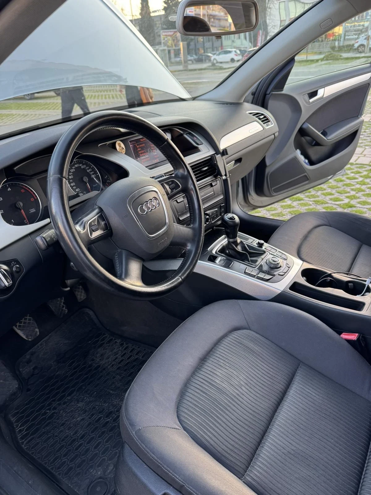 Audi A4, снимка 11 - Автомобили и джипове - 53851684