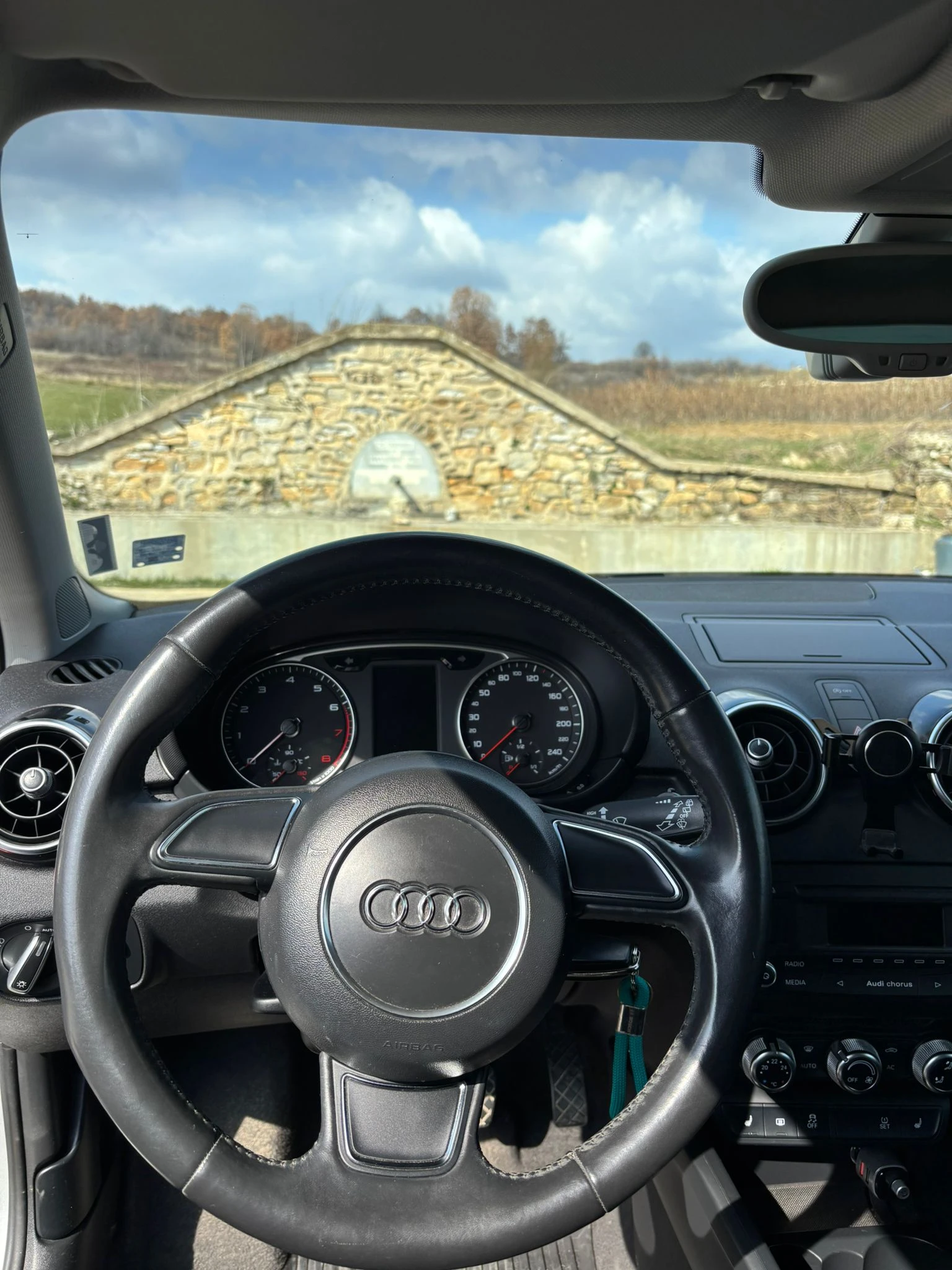 Audi A1, снимка 10 - Автомобили и джипове - 53876291