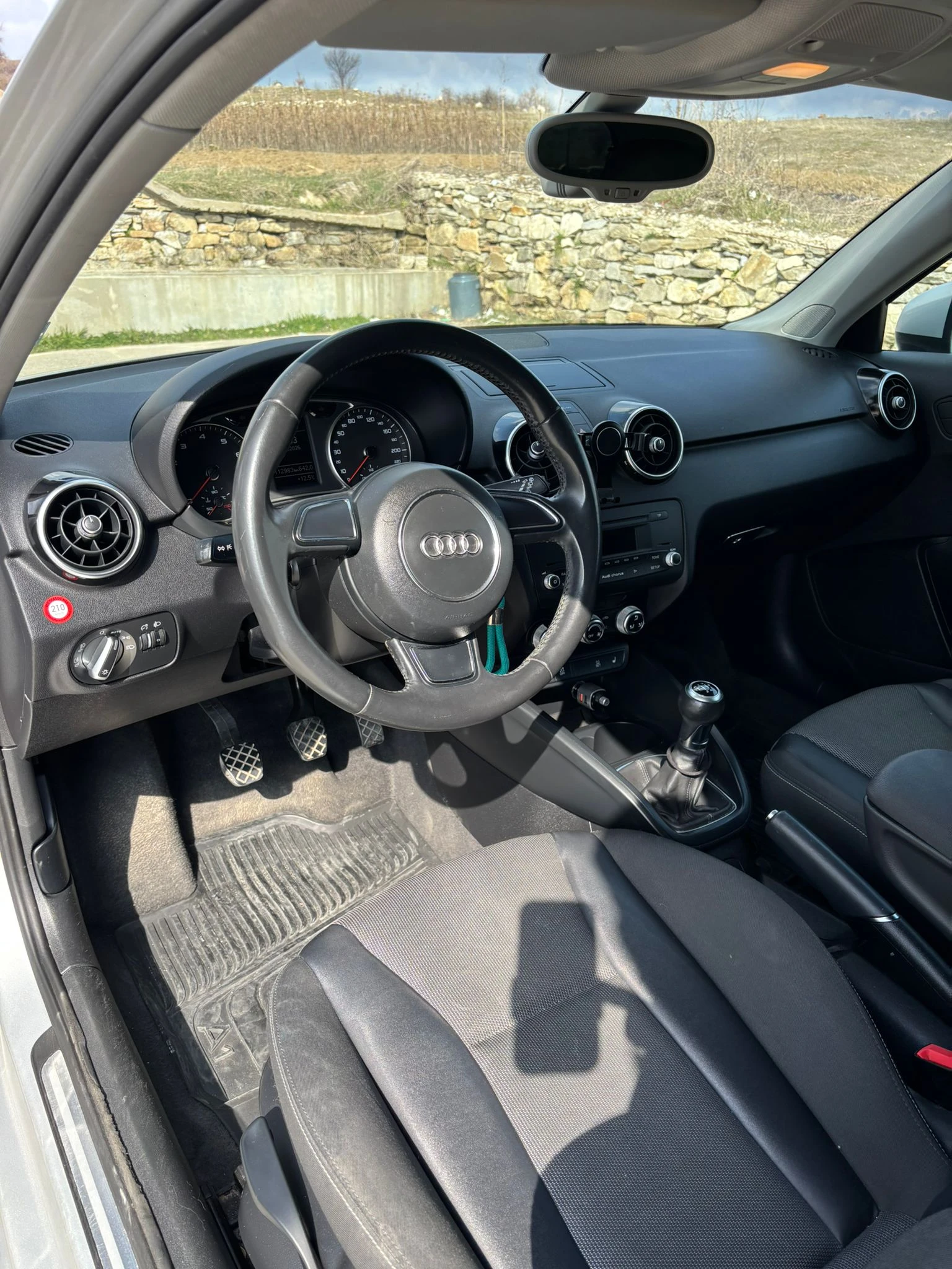 Audi A1, снимка 9 - Автомобили и джипове - 53876291