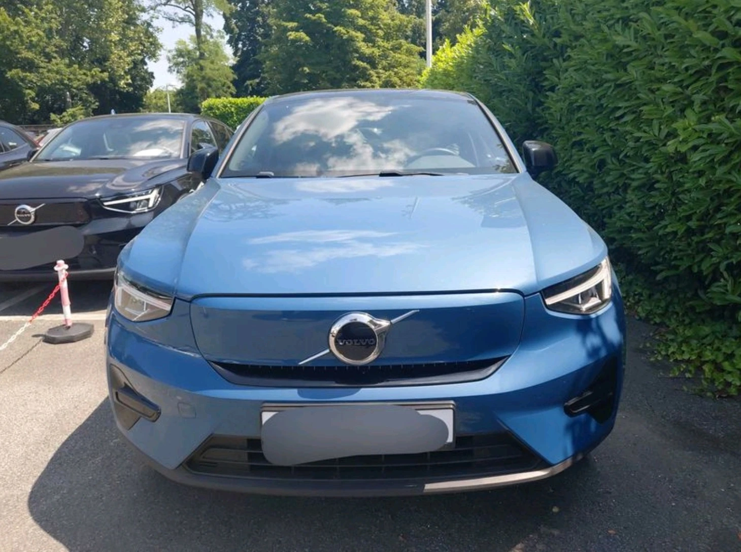 Volvo C40 Recharge Twin Pure Plus AWD, снимка 2 - Автомобили и джипове - 55134679