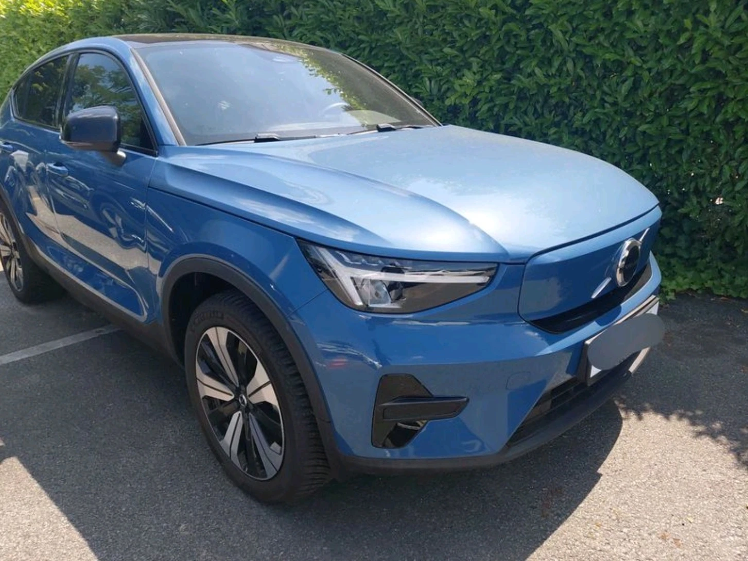 Volvo C40 Recharge Twin Pure Plus AWD, снимка 3 - Автомобили и джипове - 55134679