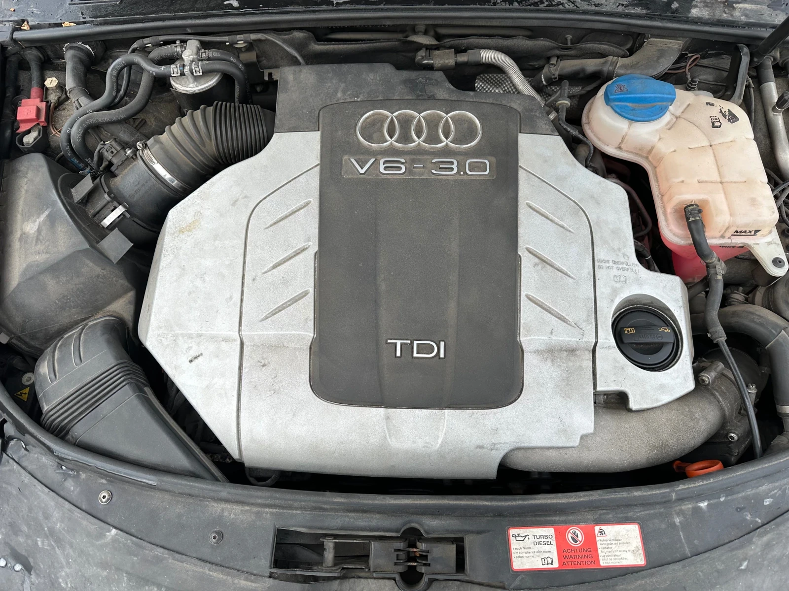 Audi A6, снимка 15 - Автомобили и джипове - 55191734