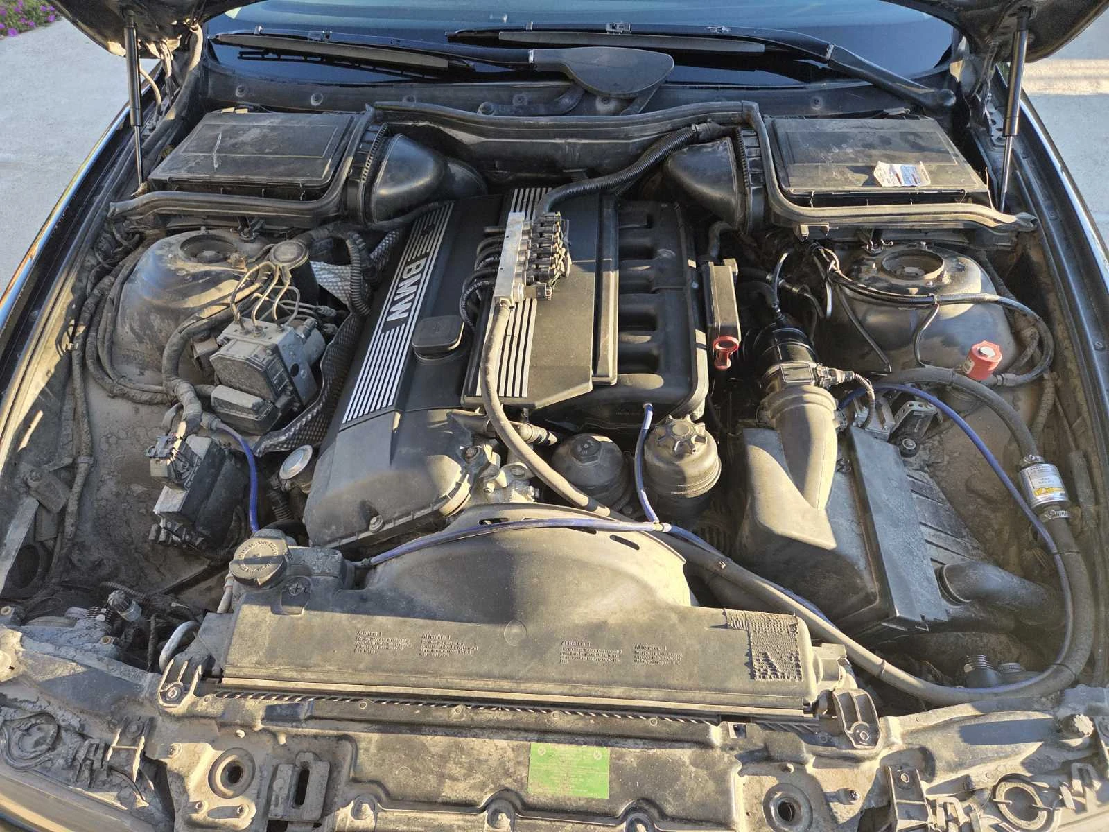 BMW 525, снимка 9 - Автомобили и джипове - 56451747