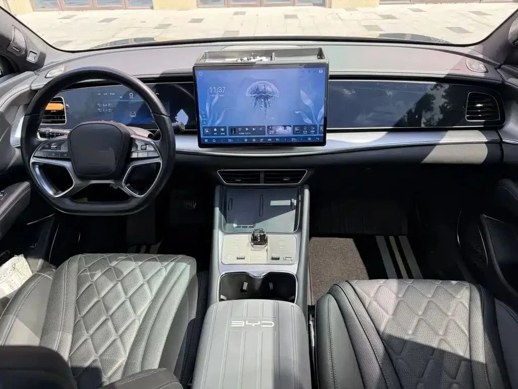 BYD Sealion 7, снимка 7 - Автомобили и джипове - 56689287