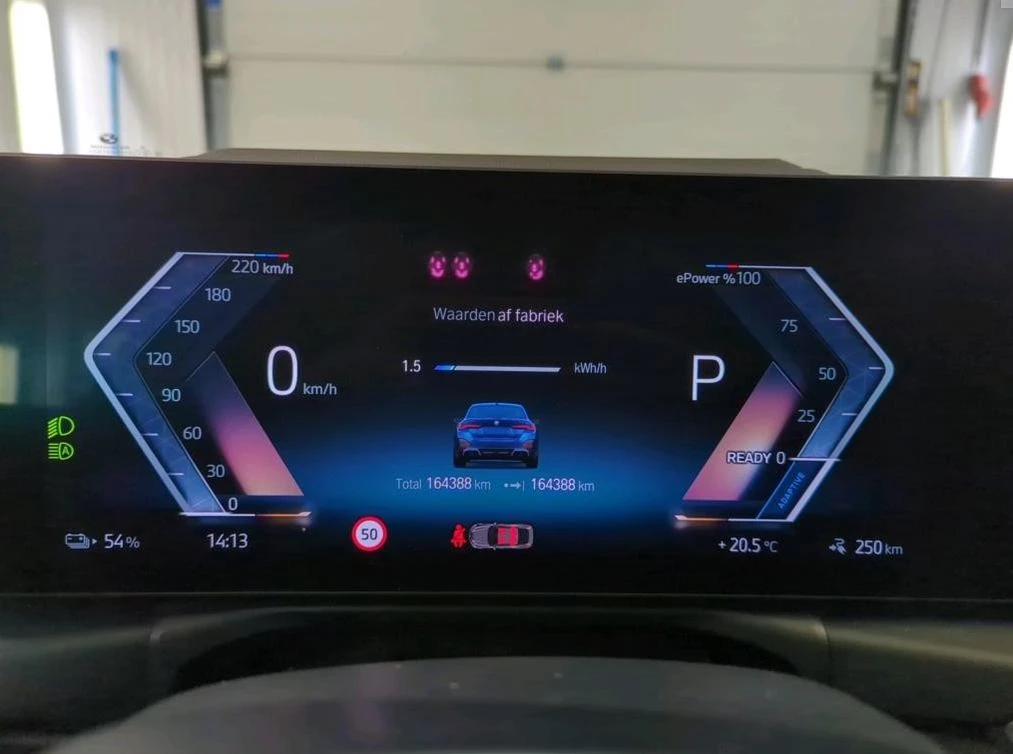 BMW i4 M Sport ����������  94.7% | Mobile.bg � ����������� 9