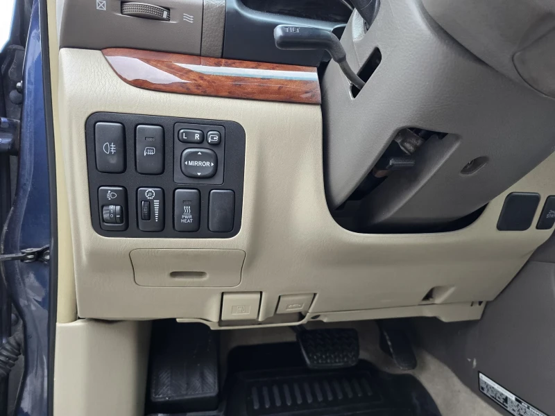 Toyota Land cruiser 3.0 TDI, снимка 15 - Автомобили и джипове - 47982943