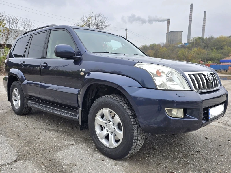 Toyota Land cruiser 3.0 TDI, снимка 2 - Автомобили и джипове - 47982943