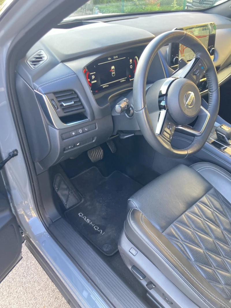 Nissan Qashqai TEKNA PLUS 4x4, снимка 12 - Автомобили и джипове - 48108137