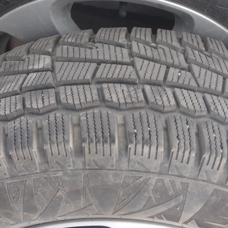 Ford Kuga 2200, снимка 7 - Автомобили и джипове - 51998309