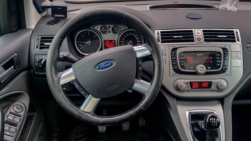 Ford Kuga 2200, снимка 17 - Автомобили и джипове - 51998309