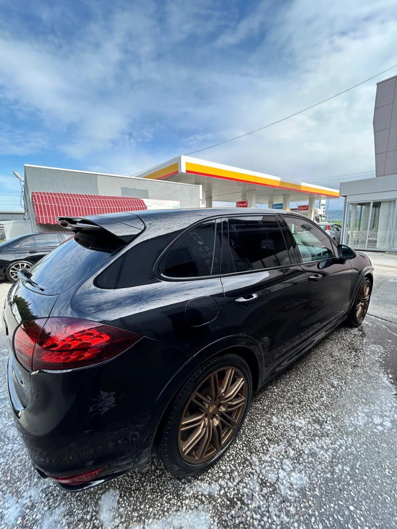 Porsche Cayenne GTS, снимка 2 - Автомобили и джипове - 52571546