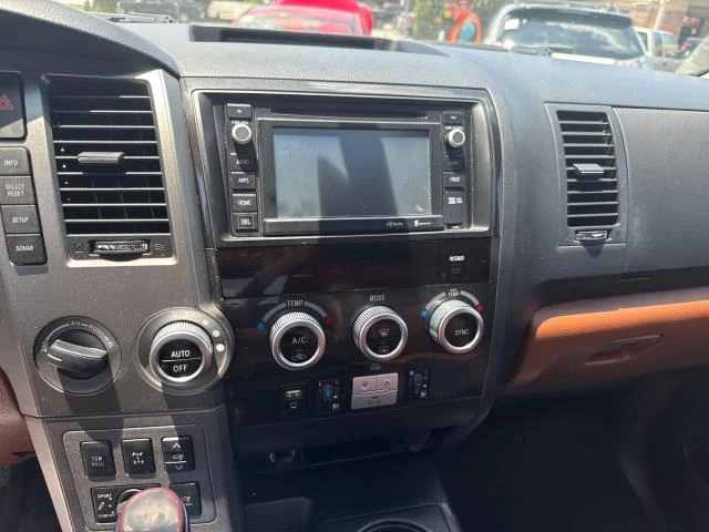 Toyota Sequoia 2015* PLATINUM 5.7L V8* JBL* ДИСТРОНИК* JBL* ОБДУХ - изображение 8