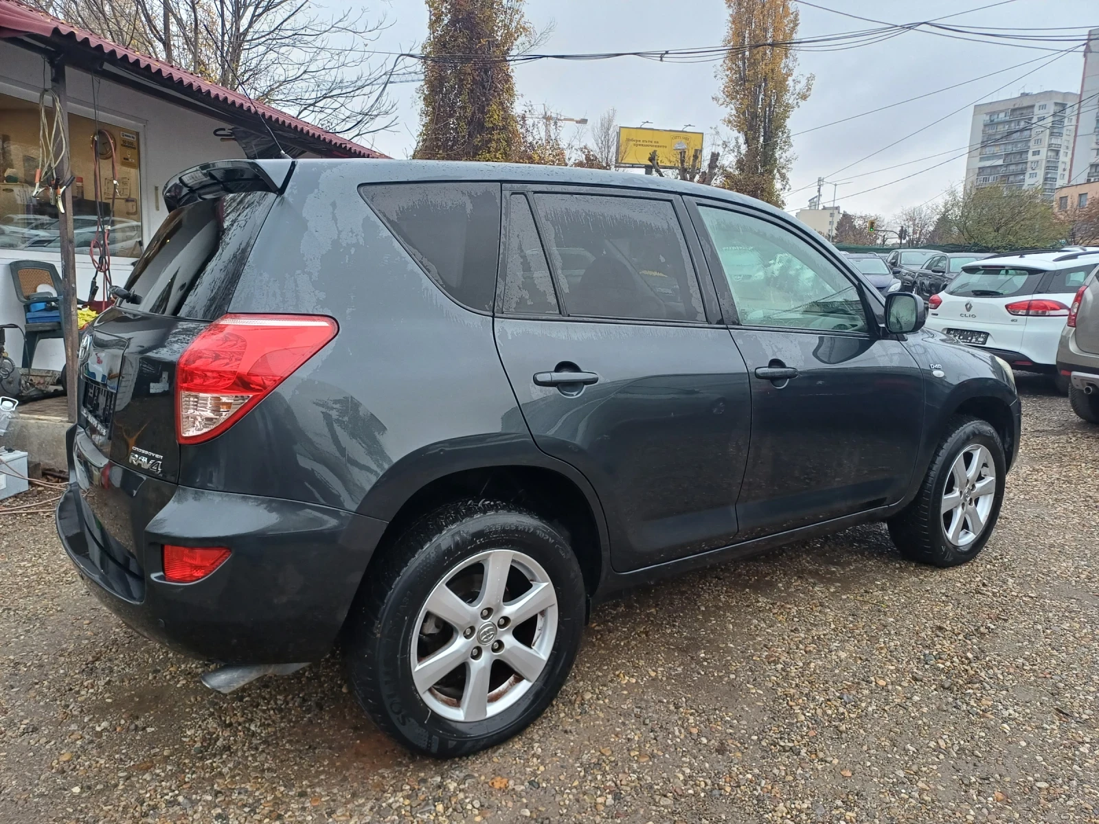 Toyota Rav4 2.2 D4D - изображение 5