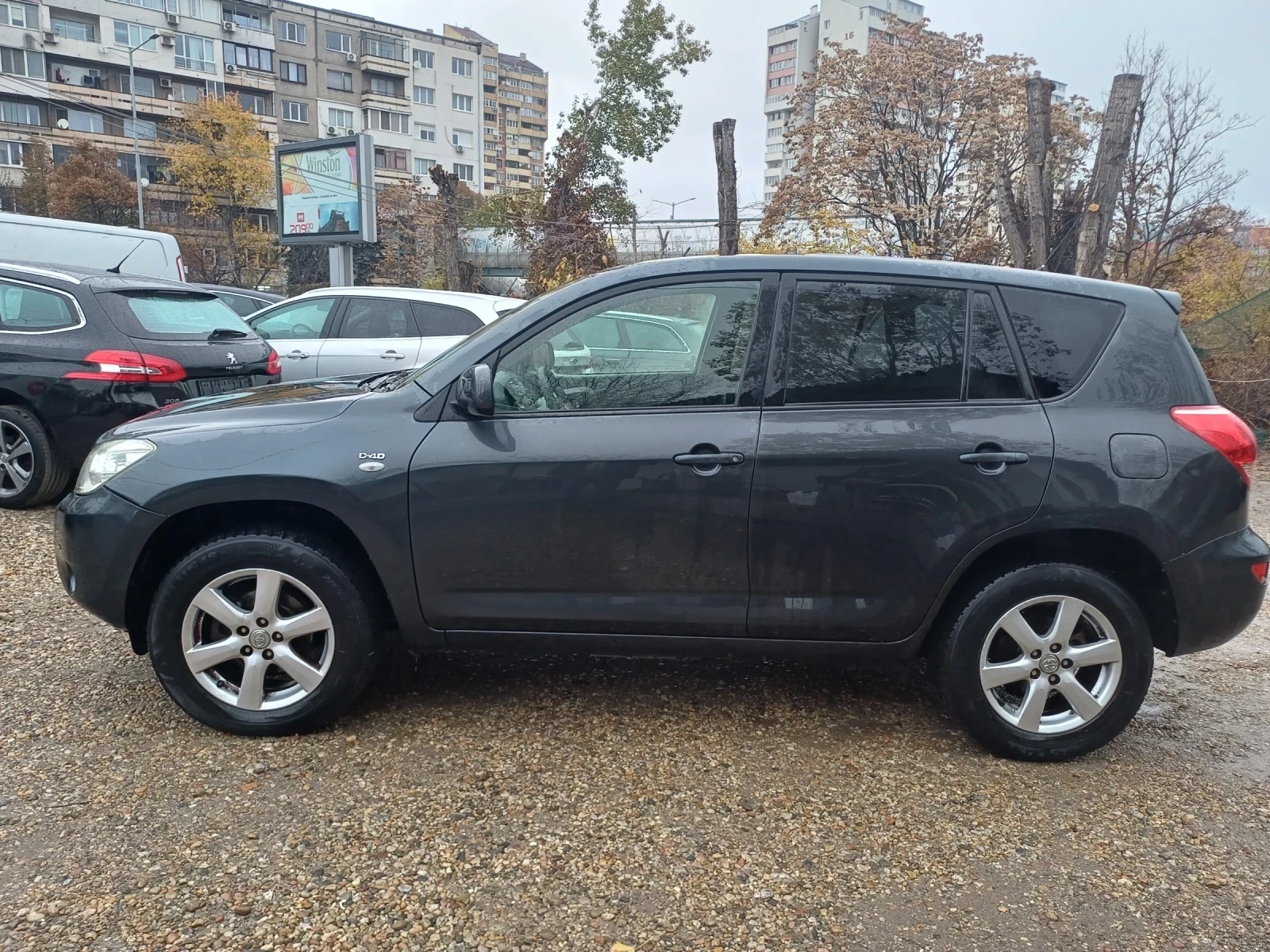 Toyota Rav4 2.2 D4D - изображение 8