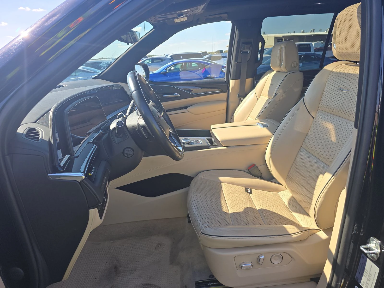 Cadillac Escalade Premium Luxury 1SB - изображение 7