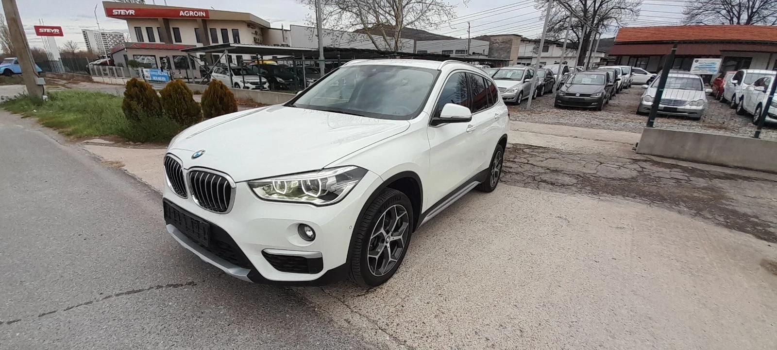 BMW X1 Sdrive18D - изображение 2