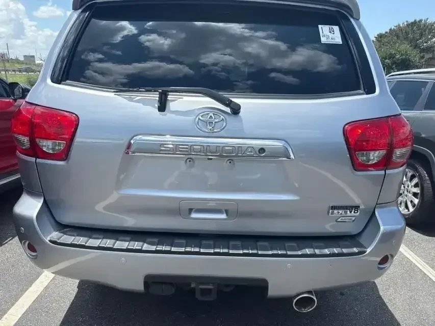 Toyota Sequoia 2015* PLATINUM 5.7L V8* JBL* ДИСТРОНИК* JBL* ОБДУХ - изображение 3