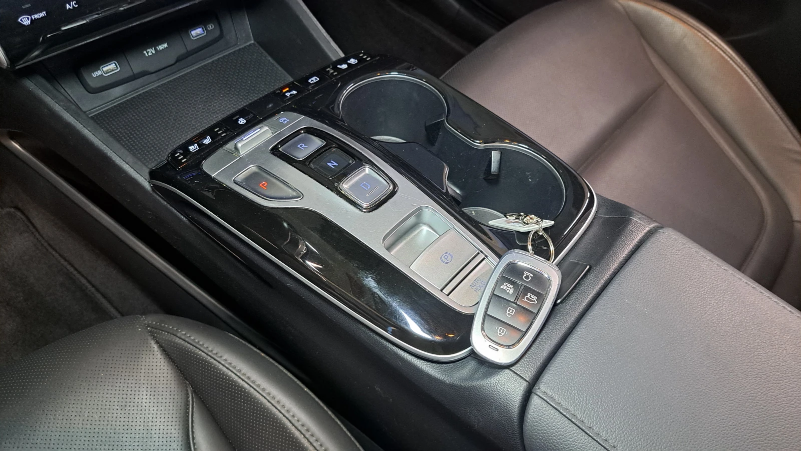 Hyundai Tucson 2.0 D 186..    1. | Mobile.bg   13