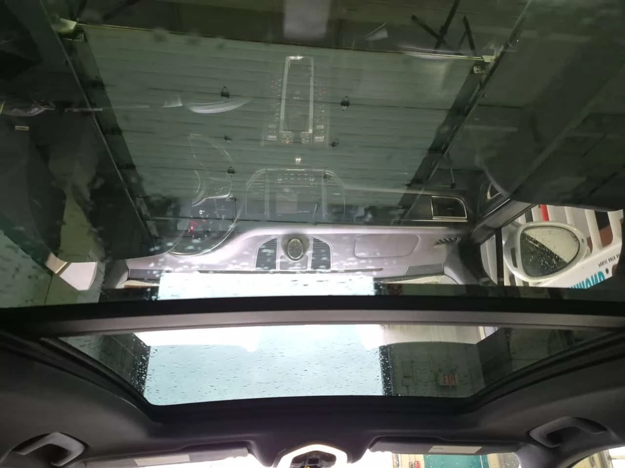 Porsche Macan * GTS * 360 КАМЕРА* ПАНОРАМА* ДВА КЛЮЧА* , снимка 12 - Автомобили и джипове - 54084306