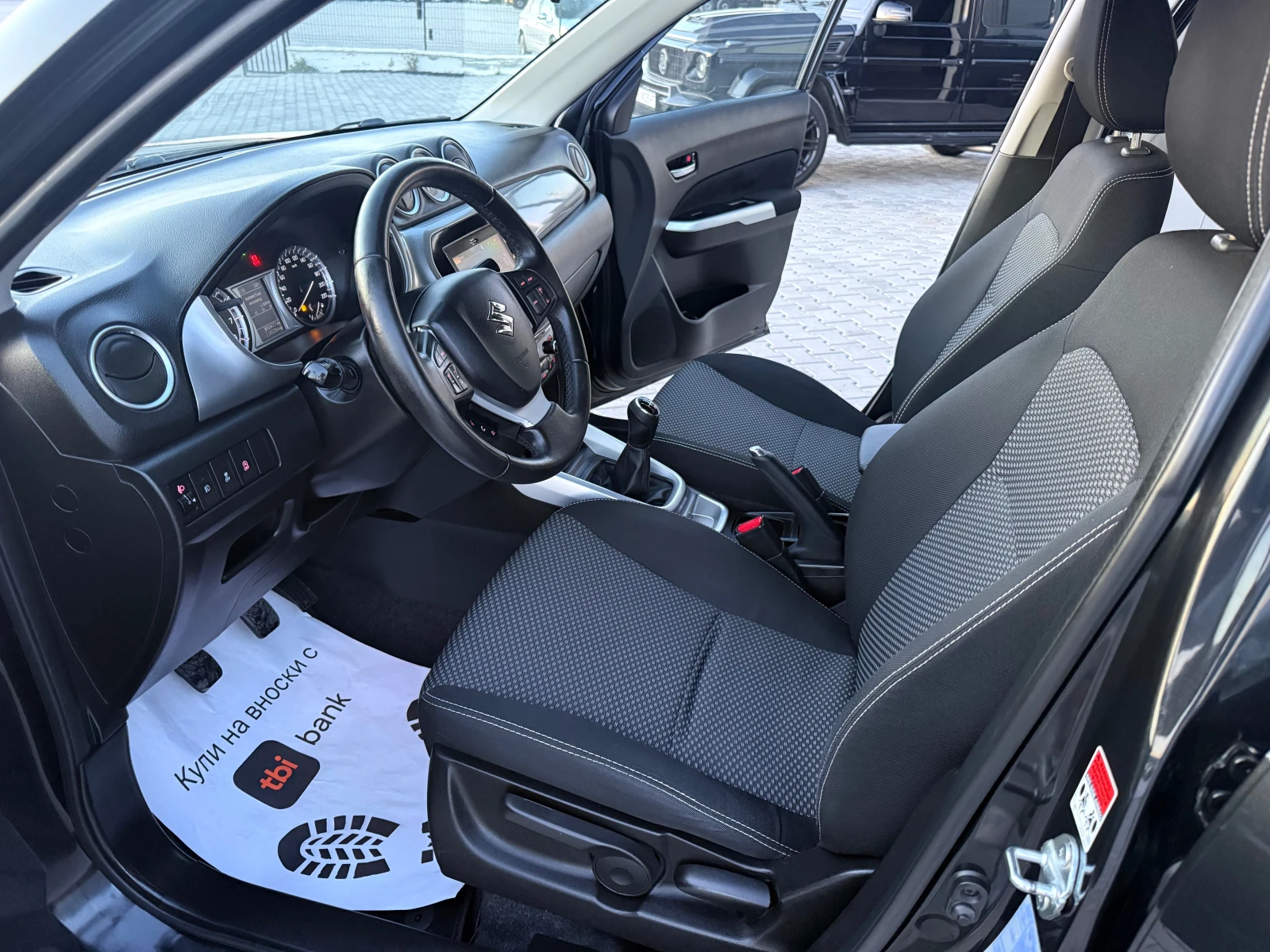 Suzuki Vitara 1.6 i 120 ks Собствен Лизинг !!!, снимка 12 - Автомобили и джипове - 54355771