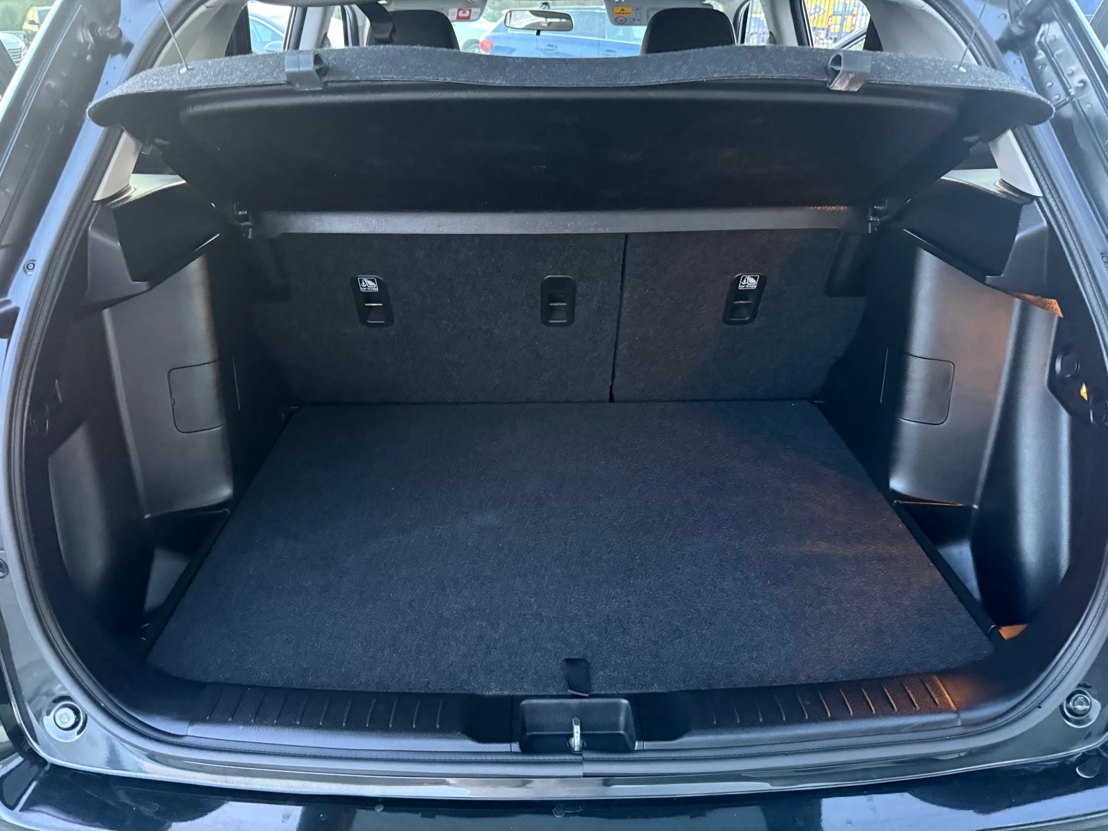 Suzuki Vitara 1.6 i 120 ks Собствен Лизинг !!!, снимка 11 - Автомобили и джипове - 54355771