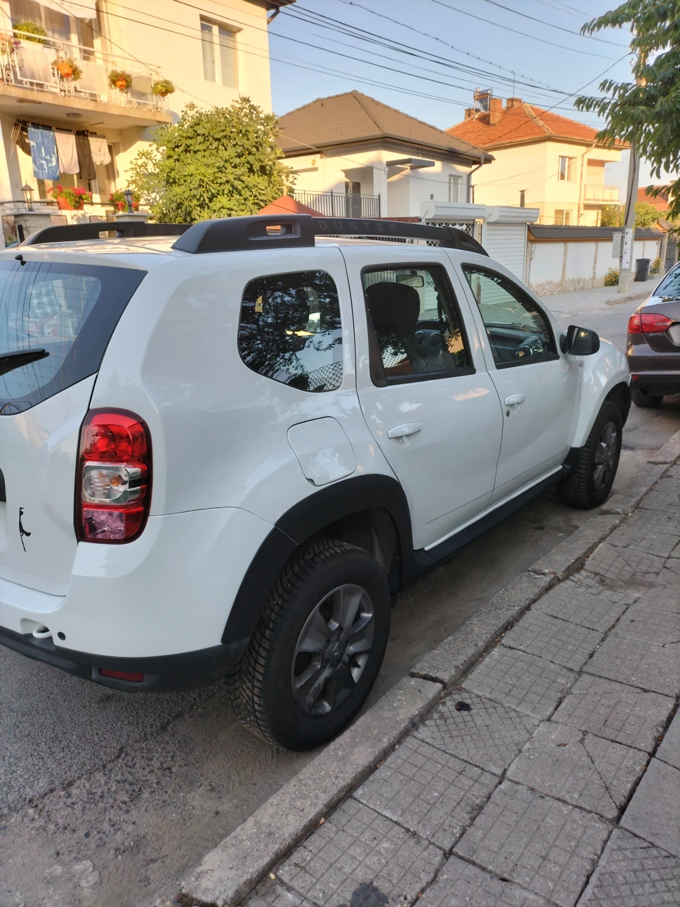 Dacia Duster, снимка 6 - Автомобили и джипове - 55720196