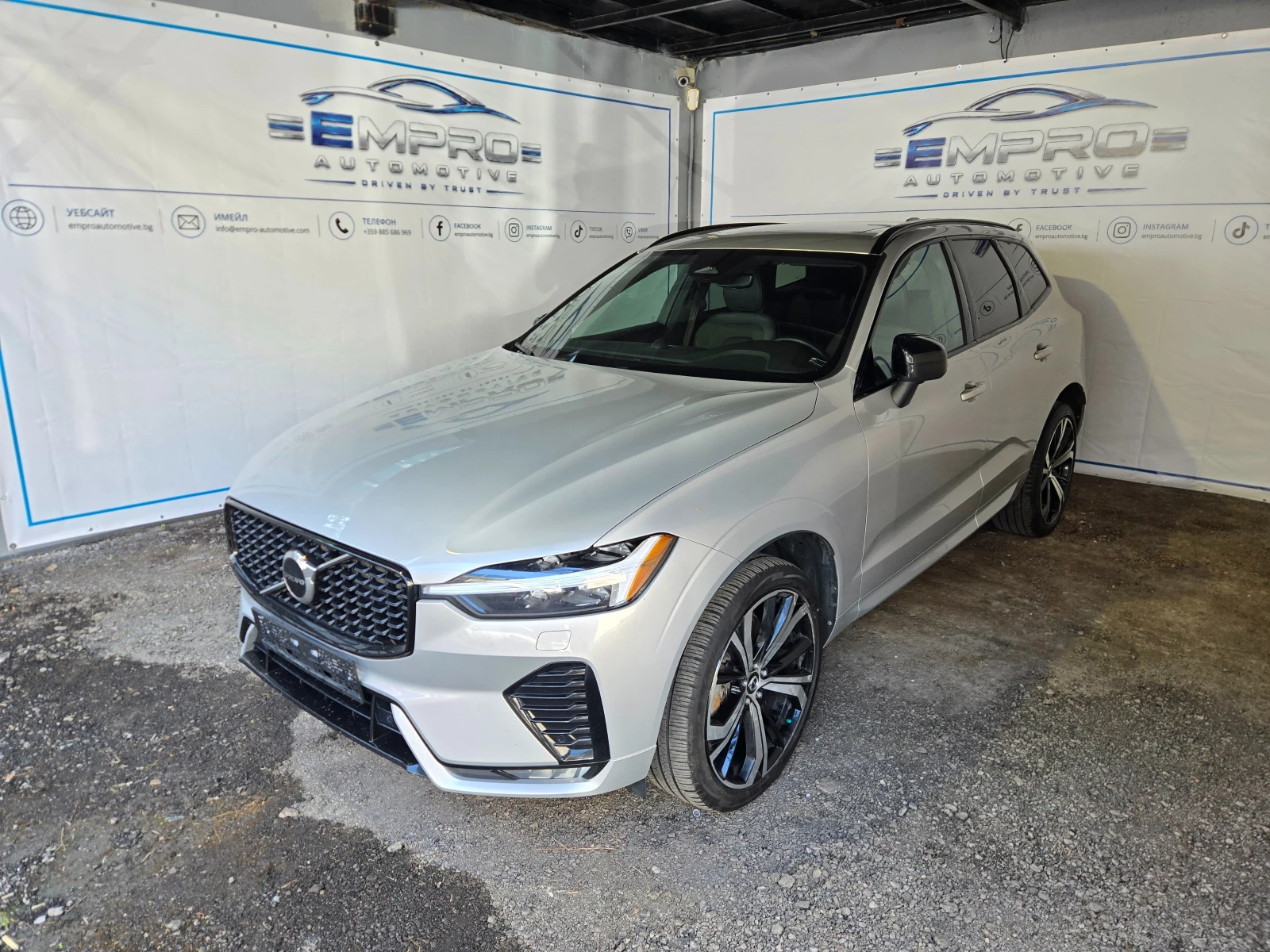 Volvo XC60 | 4X4* ПОДГРЕВ* BOWERS & WILKINS* 