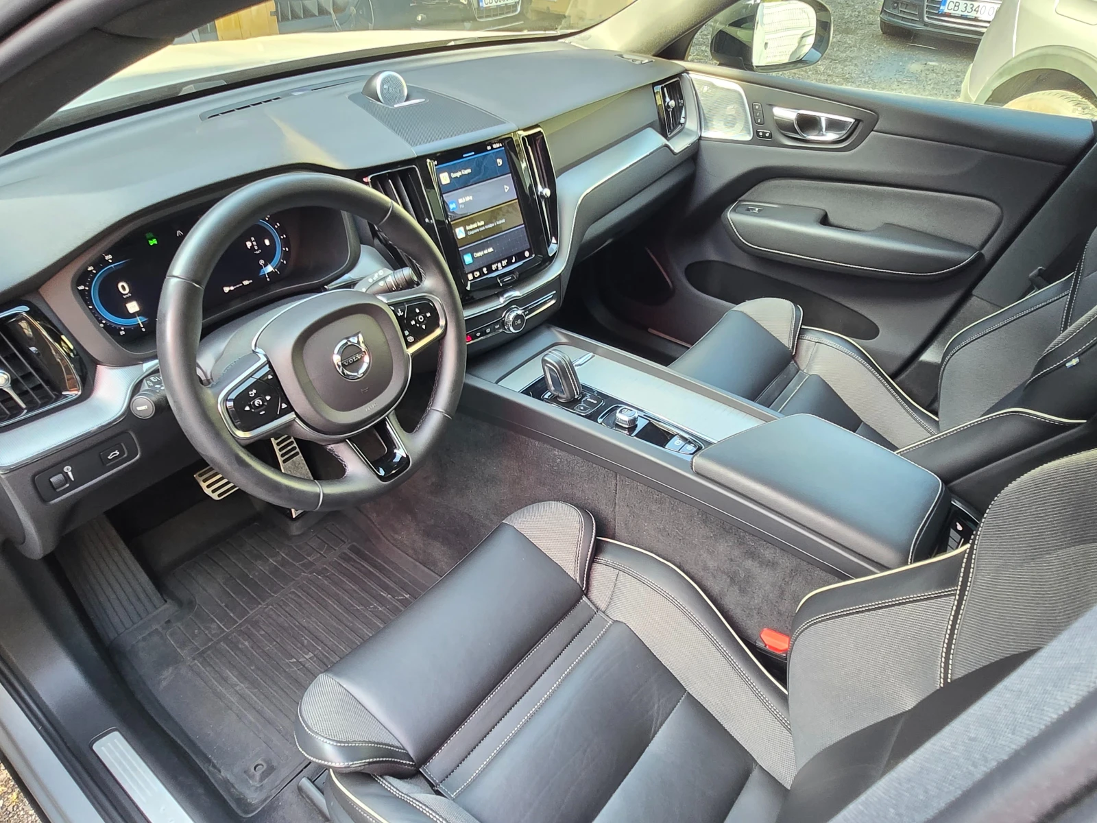 Volvo XC60 | 4X4* ПОДГРЕВ* BOWERS & WILKINS* , снимка 7 - Автомобили и джипове - 56130499