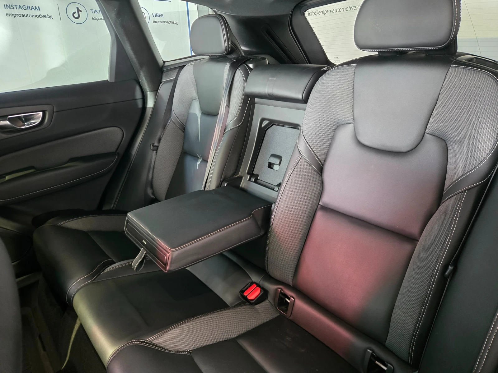 Volvo XC60 | 4X4* ПОДГРЕВ* BOWERS & WILKINS* , снимка 12 - Автомобили и джипове - 56130499