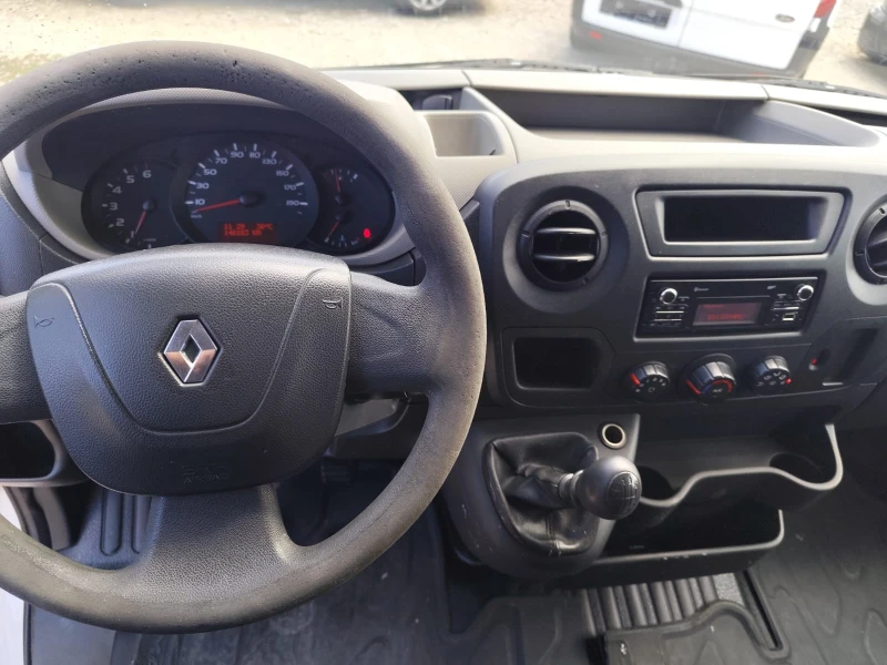 Renault Master 2.3 дизел, снимка 11 - Бусове и автобуси - 51607041