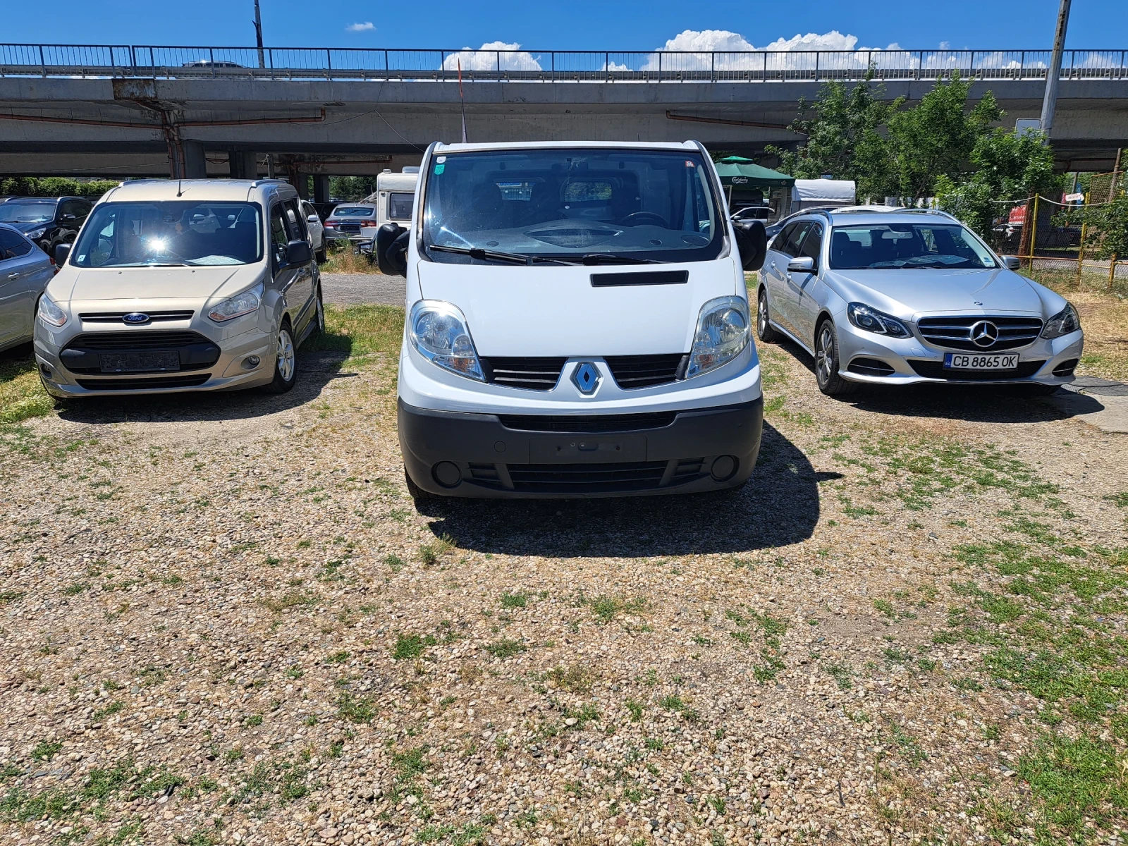 Renault Trafic 2.0 DCI, снимка 8 - Бусове и автобуси - 55067584