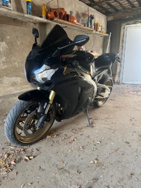 Honda Cbr 1000 RR - изображение 1