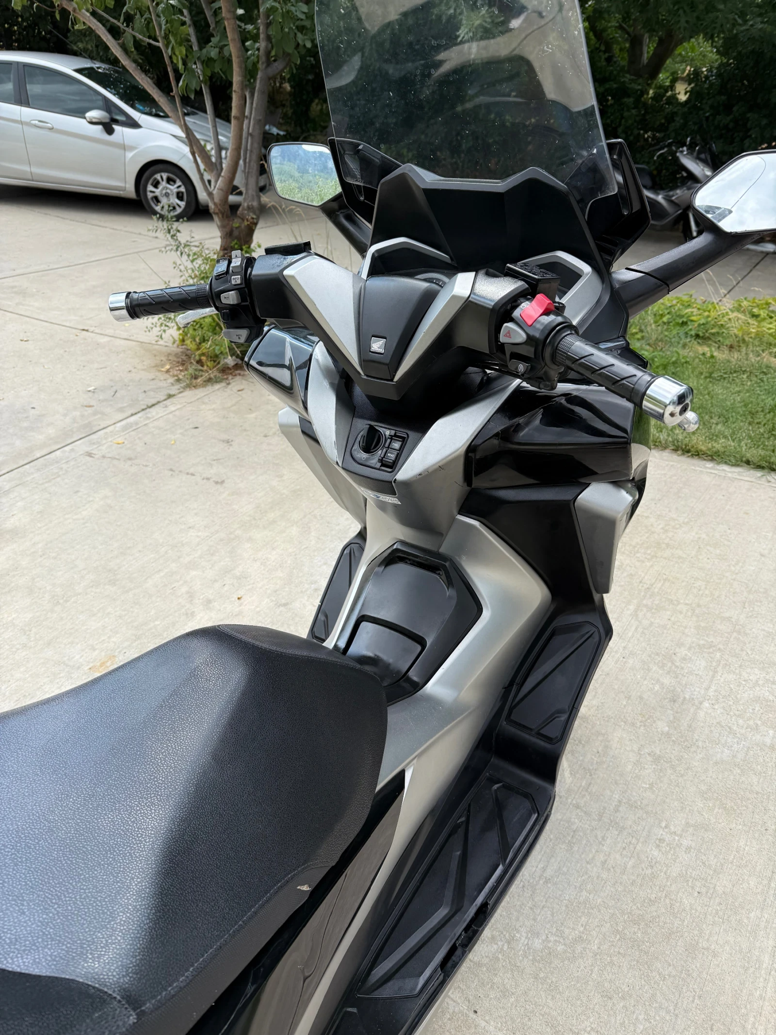 Honda Forza 300 ABS/TC/LED - изображение 8