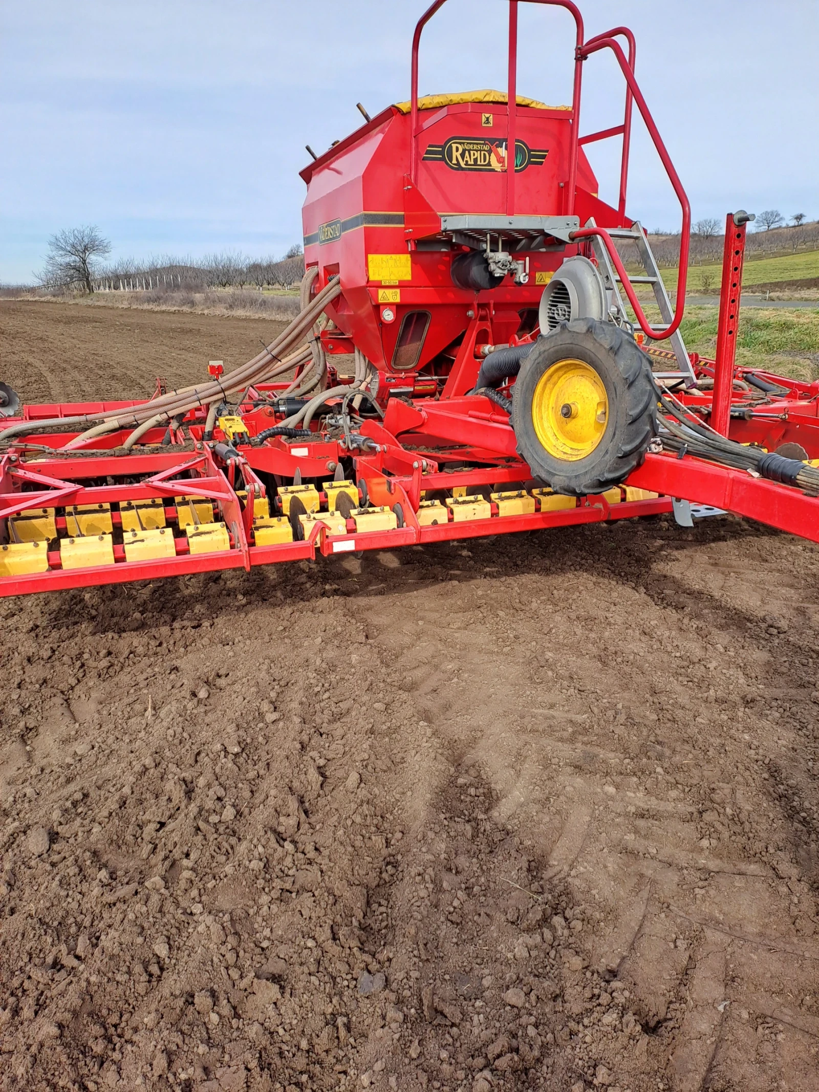 Сеялка Vaderstad Rapid 600S , снимка 2 - Селскостопанска техника - 56231565