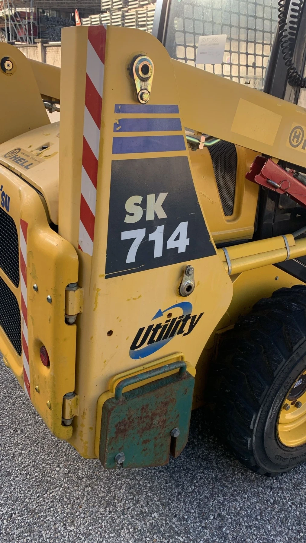 Мини челни товарачи Komatsu SK 714, снимка 5 - Индустриална техника - 54707716