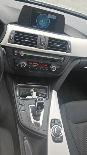 BMW 320 2.0 X-DRIVE, снимка 11
