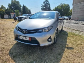 Toyota Auris 2.0d4d/Нави-Камера-Ксенон-6ск* , снимка 3