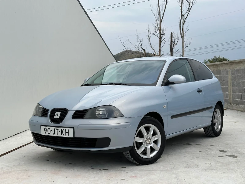 Seat Ibiza 1.2i 12V, снимка 1 - Автомобили и джипове - 47597751