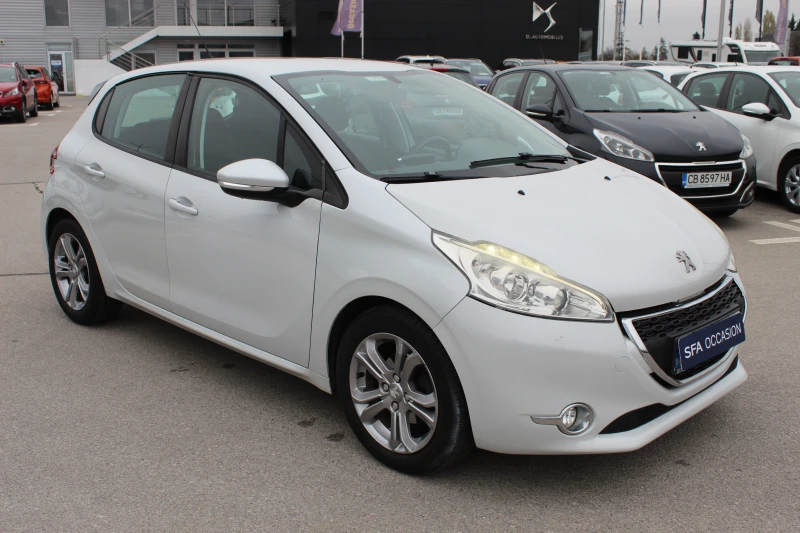 Peugeot 208 КЛИЕНТСКИ АВТОМОБИЛ, снимка 2 - Автомобили и джипове - 48076567