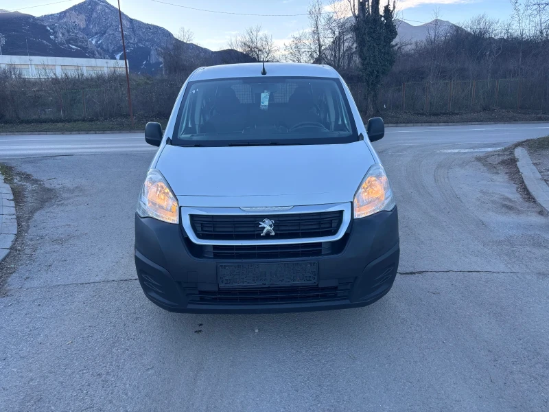 Peugeot Partner 4+ 1 МЕСТА КЛИМА ЕВРО 6, снимка 2 - Автомобили и джипове - 48568336