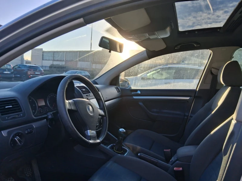 VW Golf 1.9TDI, снимка 2 - Автомобили и джипове - 48816460