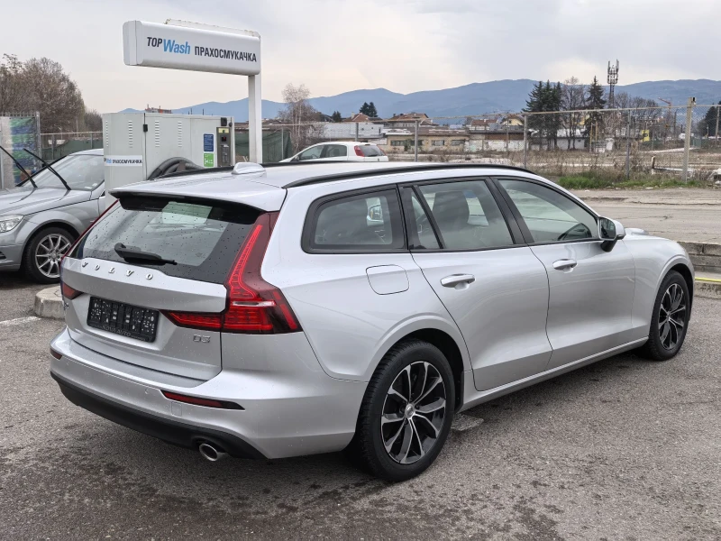 Volvo V60 2.0d 150hp 196000km!!!Ново!!! Ново!!! Ново!!! , снимка 4 - Автомобили и джипове - 49405040