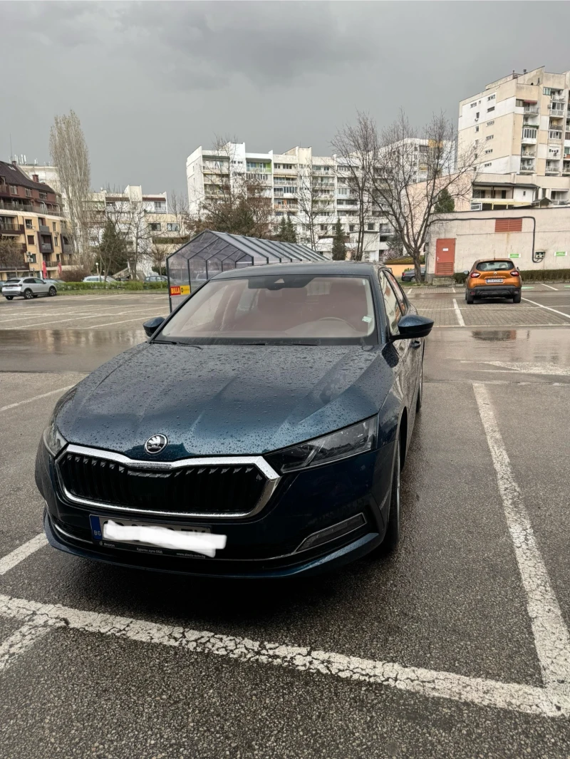 Skoda Octavia M-HEV, снимка 1 - Автомобили и джипове - 49535841