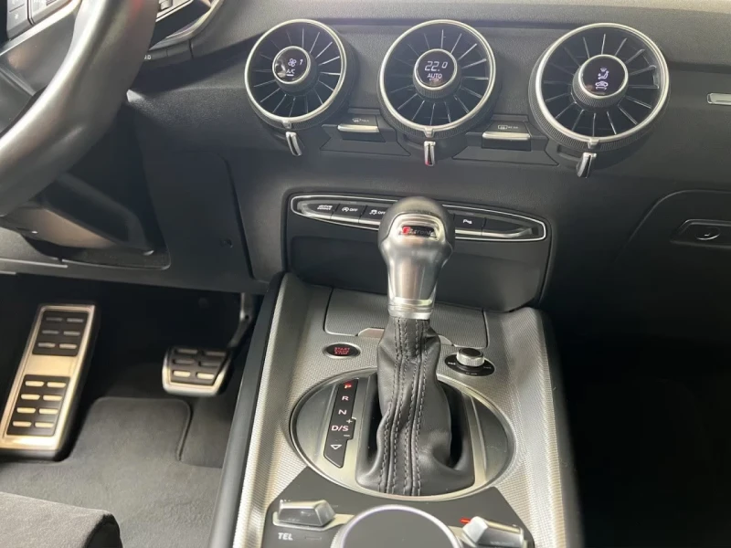 Audi Tt 40TFSI/194HP/ROADSTER/NAVI/CAM/LED/803v, снимка 15 - Автомобили и джипове - 52330616