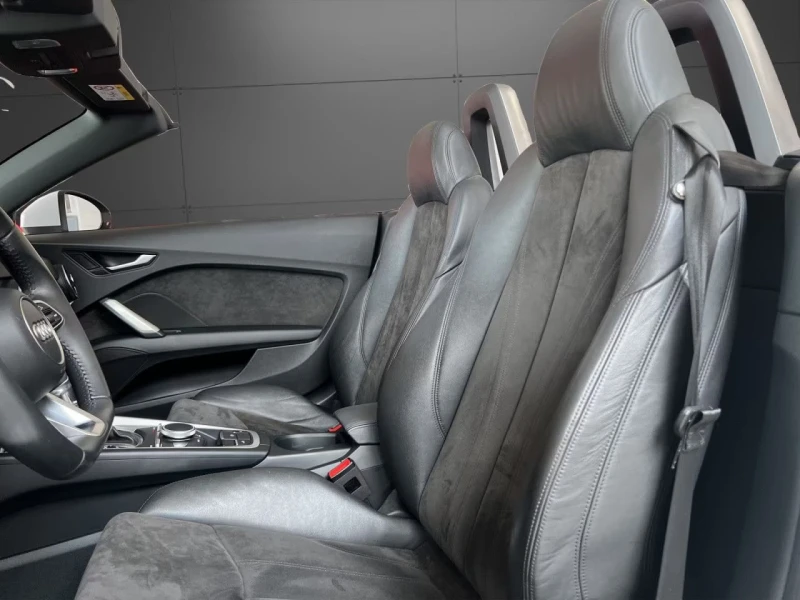 Audi Tt 40TFSI/194HP/ROADSTER/NAVI/CAM/LED/803v, снимка 13 - Автомобили и джипове - 52330616