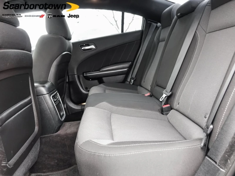 Dodge Charger * АВТО КРЕДИТ* ЦЕНА ДО БГ * СЕРВИЗНА ИСТОРИЯ * , снимка 10 - Автомобили и джипове - 52900718