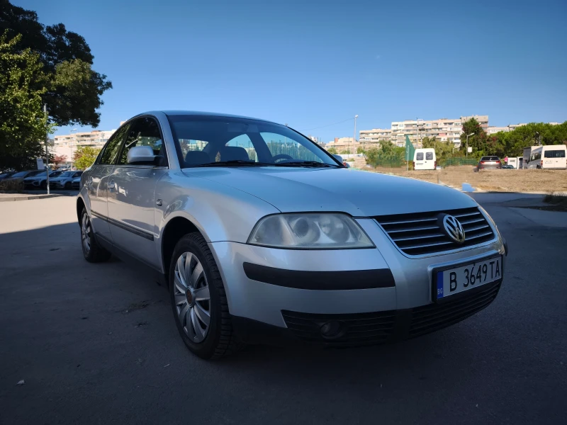 VW Passat 1.9 TDI, снимка 2 - Автомобили и джипове - 53140370
